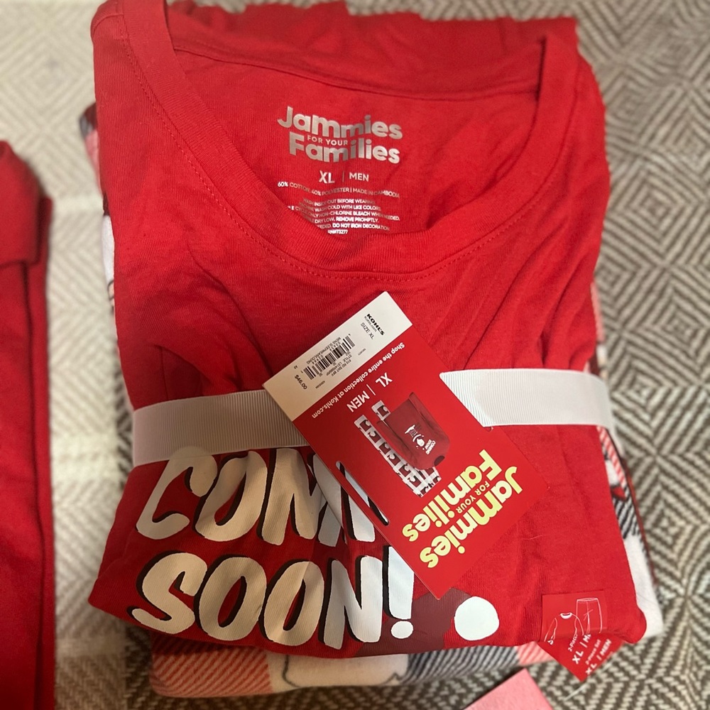 NWT Christmas Pajama Set